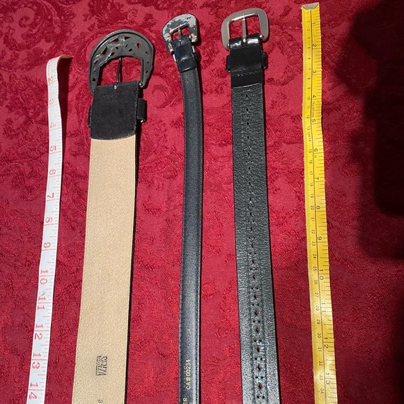 🌼 5 for $15 🌼 Bundle of 3 Black genuine leather belts (Ladies) - Picture 9 of 12